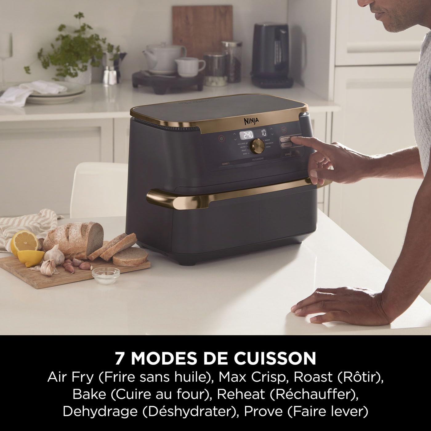 Foodi FlexDrawer Air Fryer, Dual Zone Avec Séparateur Amovible, Grand Tiroir de 10.4 L, 7-en-1, Double Zone, Pièces Antiadhésives Compatibles Au Lave-Vaisselle, Noir & Cuivre